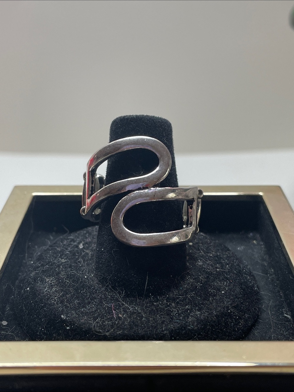 Silver-Toned Open Loop Fashion Ring - Silver